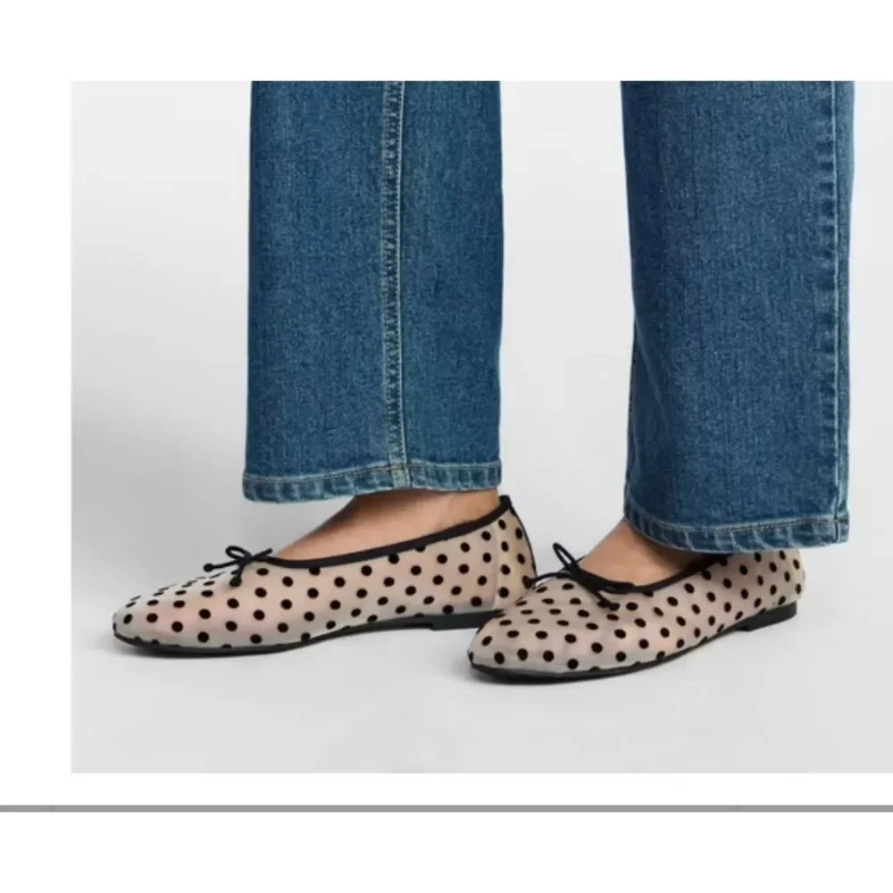 No Boundaries Women's Mesh Black White Polka Dot Ballet Flats